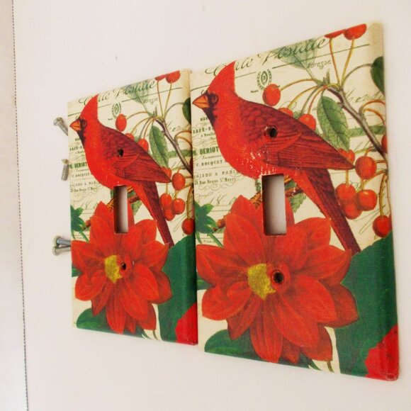 🎄2 - Christmas Cardinal Bird Switch Plates - Picture 2 of 3